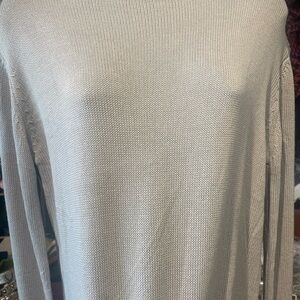 Elegant Gray Women's Sweater